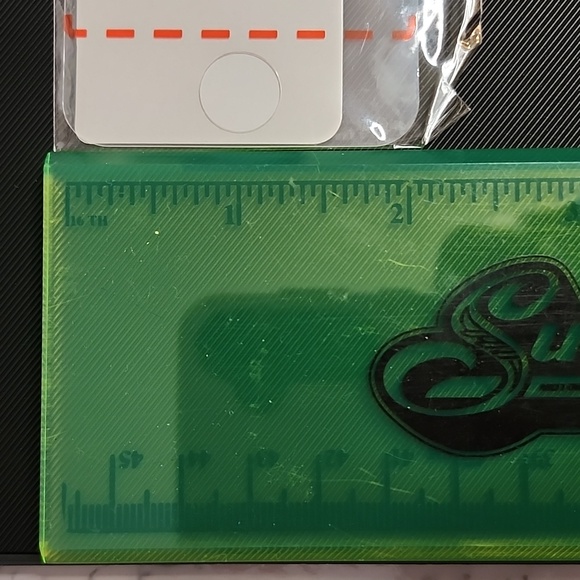 ANGRY BIRD gear4 iphone 4s/4 case with various screen protectors - Picture 10 of 16